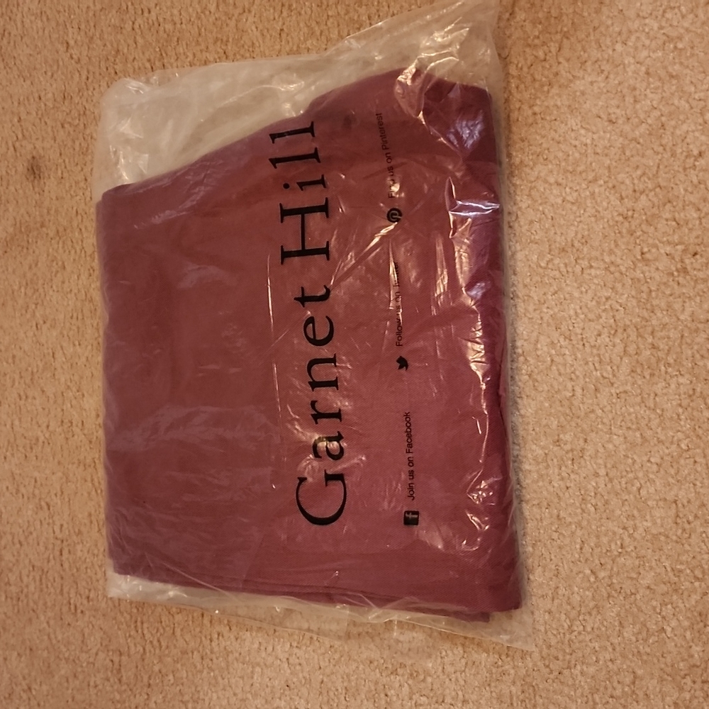 NIB Garnet Hill Cranberry  Jeans